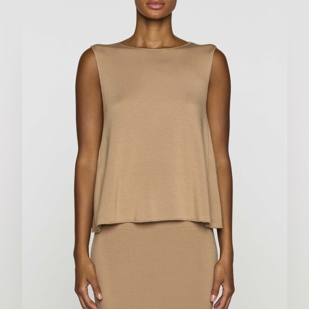 BLEUSALT Elegant Camel Sleeveless Swing Top
